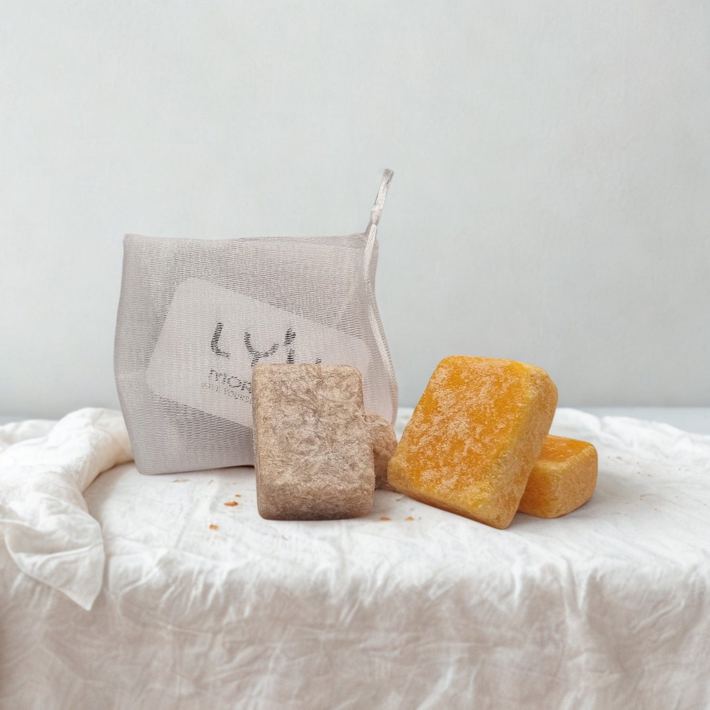 Barre Parfumée Naturelle Marocaine avec Sachet | Ambre, Musc | Cubes Végétaliens 25-35g | Parfum d'Intérieur, Voiture, Tiroirs & Penderie