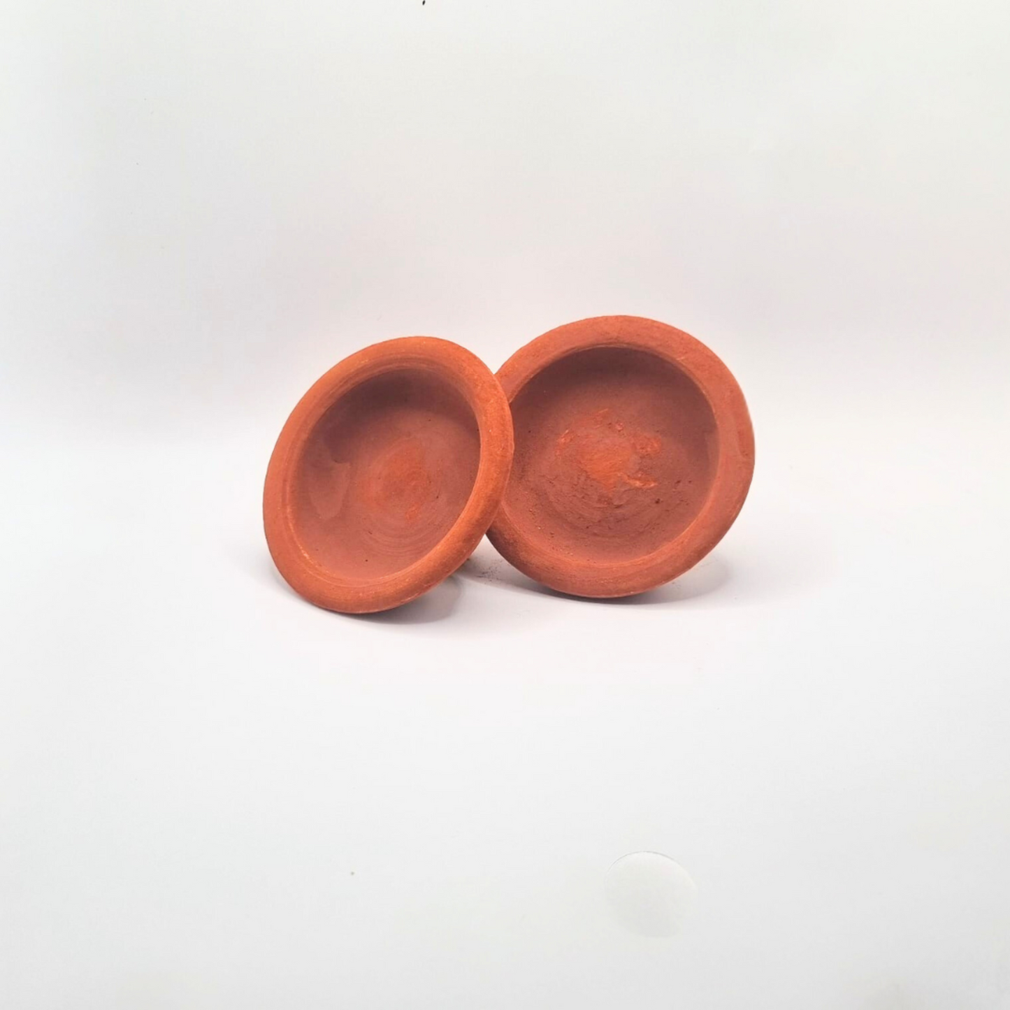 Aker Fassi Naturel en coupelle artisanale de terre cuite- Rouge à Lèvres, Blush, Fard à Paupières, Teinture Végétale Artisanale.